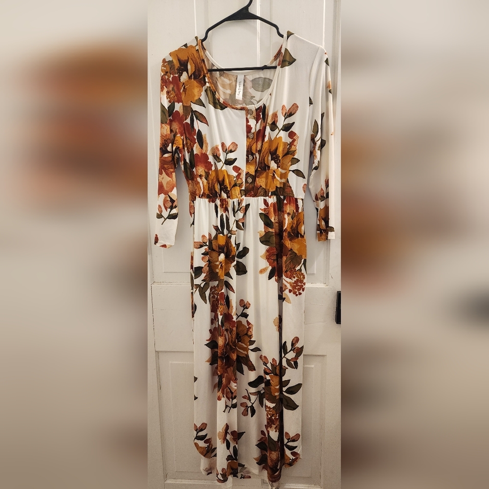 Floral Print Maxi Dress - White and Orange (Wren & Ivory)